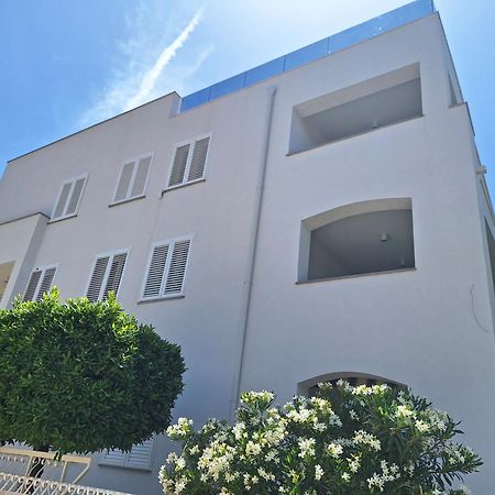 Apartments Katarina Zaboric Exterior photo